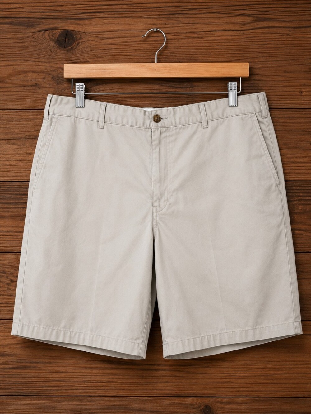 L.L.Bean Comfort Waist Shorts Men's Size 44 Beige Khaki 100% Cotton Casual